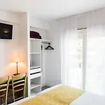 Provencal فندق