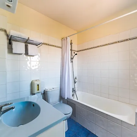 Provencal Отель Сен-Рафаэль