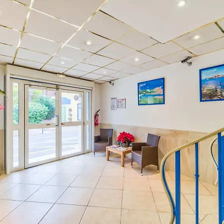 Provencal Otel Saint-Raphaël