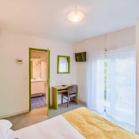 普罗文卡尔酒店