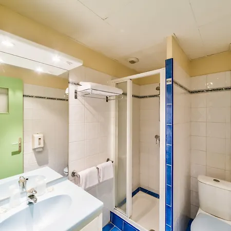 普罗文卡尔酒店 3* Saint-Raphaël