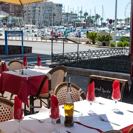 普罗文卡尔酒店 3* Saint-Raphaël